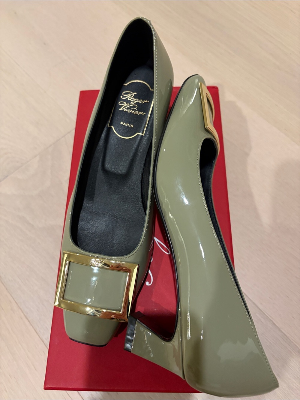 Roger Vivier Olive Green Patent Leather Buckle Flats